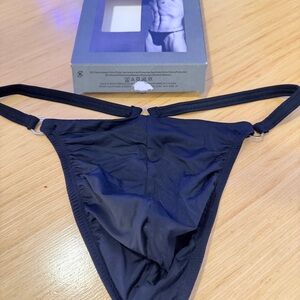 CALVIN KLEIN CK Sculpt Lace Microfiber G-String / Thong RARE SOLD OUT ONLINE